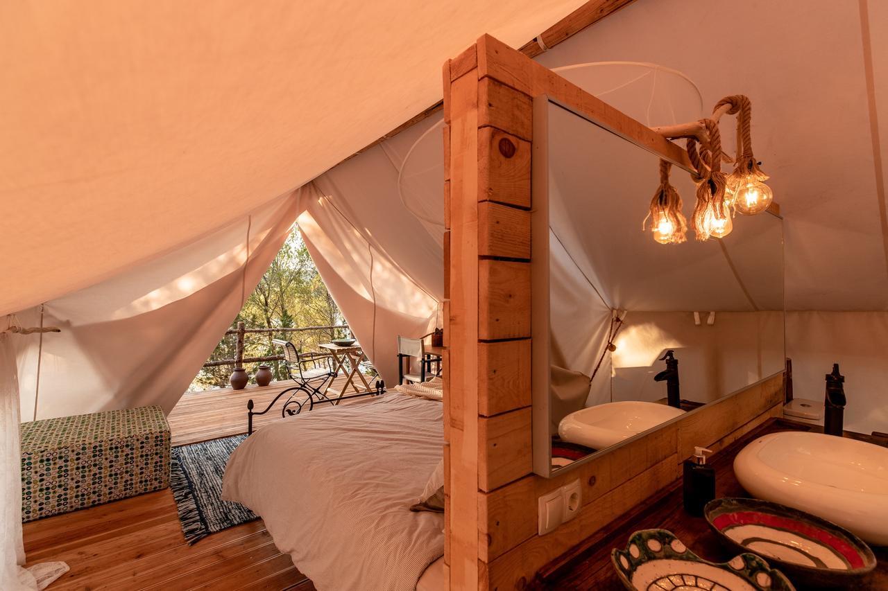 Plage Cachee - Glamping Vrboska Luaran gambar